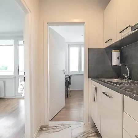 Ar Rezidencia Ludmanska Apartment *